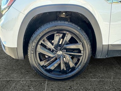 2022 Volkswagen Atlas Cross Sport 2.0T SE w/Technology