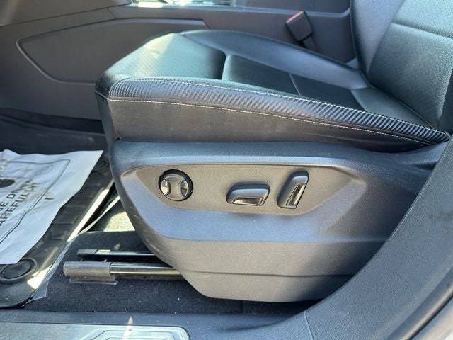 2022 Volkswagen Atlas Cross Sport 2.0T SE w/Technology