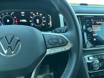 2022 Volkswagen Atlas Cross Sport 2.0T SE w/Technology