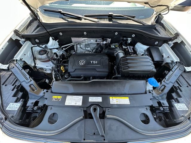 2022 Volkswagen Atlas Cross Sport 2.0T SE w/Technology