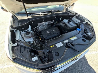 2022 Volkswagen Atlas Cross Sport 2.0T SE w/Technology