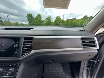 2021 Volkswagen Atlas 3.6L V6 SE w/Technology