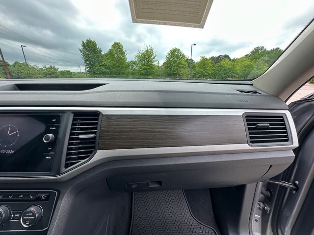 2021 Volkswagen Atlas 3.6L V6 SE w/Technology