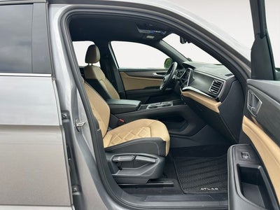 2024 Volkswagen Atlas Cross Sport 2.0T SE