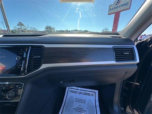 2022 Volkswagen Atlas 3.6L V6 SE w/Technology