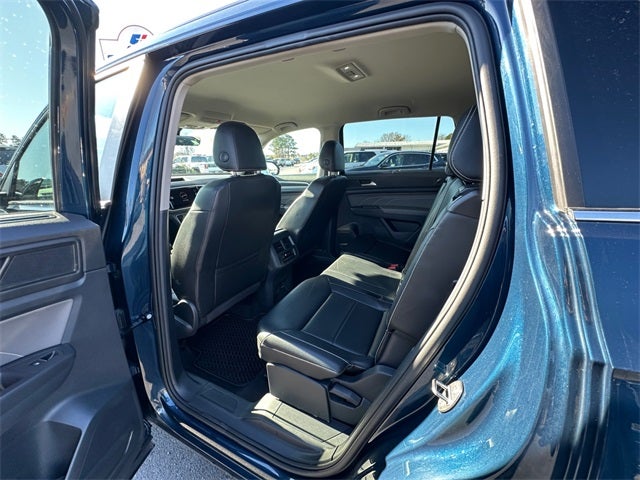 2022 Volkswagen Atlas 3.6L V6 SE w/Technology