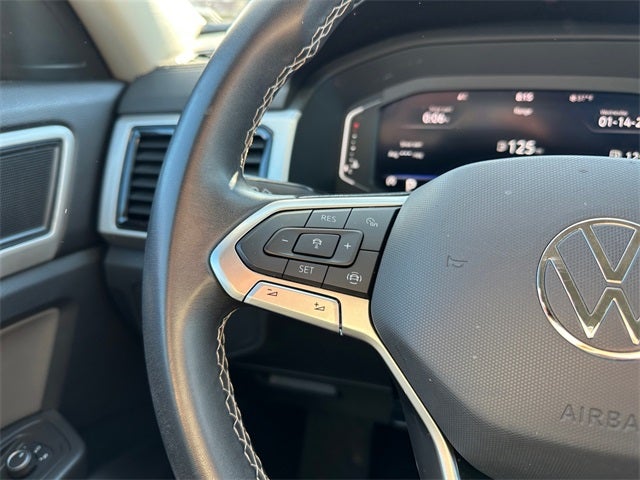 2022 Volkswagen Atlas 3.6L V6 SE w/Technology