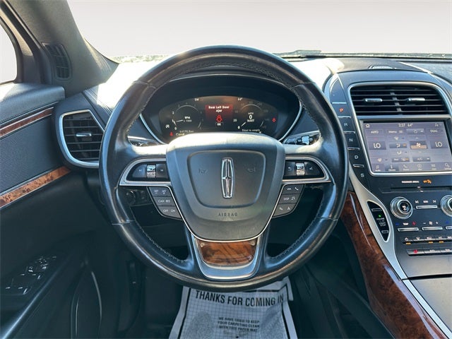 2019 Lincoln Nautilus Select