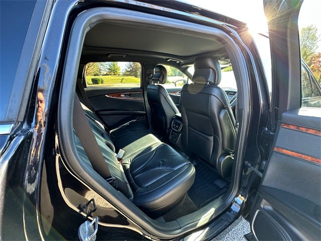 2019 Lincoln Nautilus Select