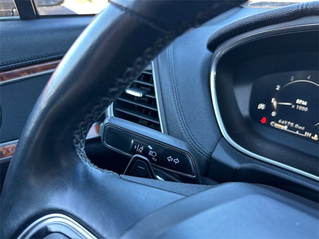 2019 Lincoln Nautilus Select