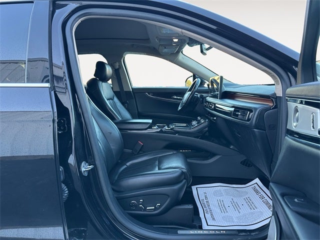 2021 Lincoln Nautilus Reserve