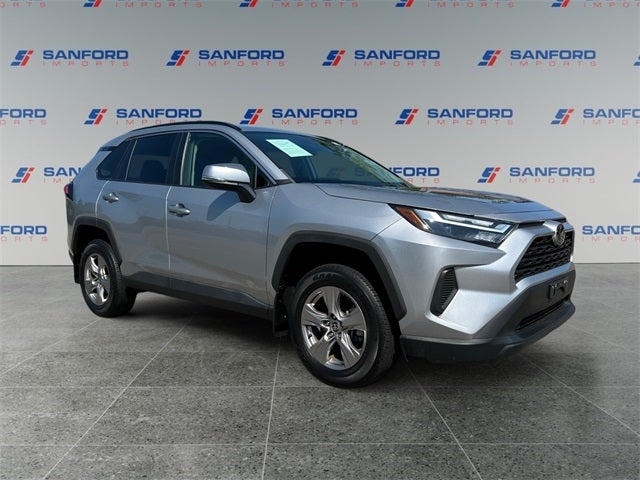 2022 Toyota RAV4 XLE