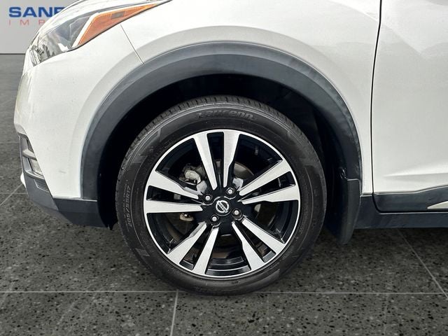 2019 Nissan Kicks SR