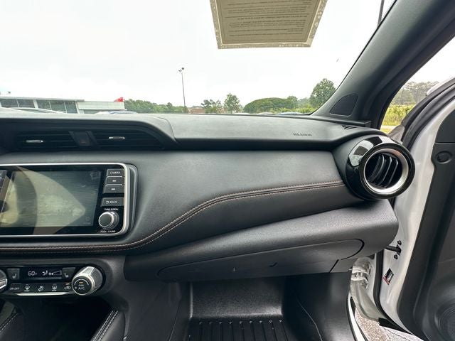 2019 Nissan Kicks SR
