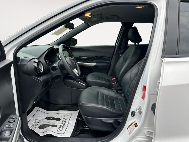 2019 Nissan Kicks SR