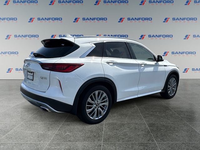 2023 INFINITI QX50 LUXE