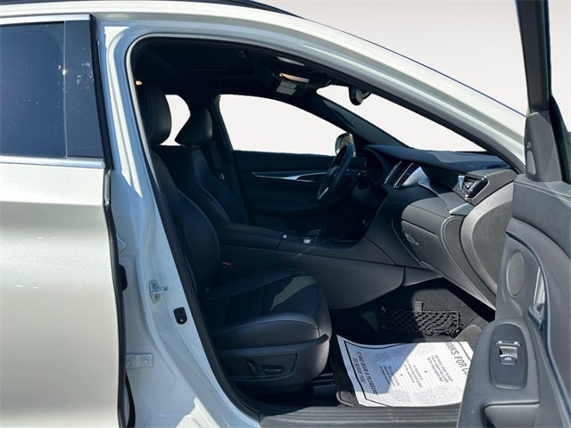 2023 INFINITI QX55 LUXE