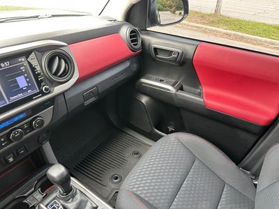 2022 Toyota Tacoma SR5 V6
