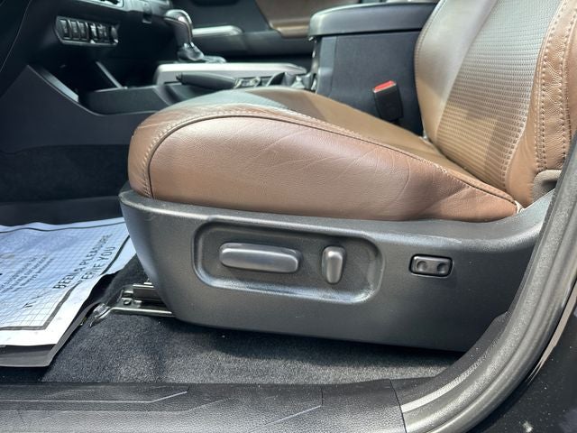 2021 Toyota Tacoma Limited V6
