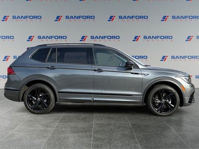 2023 Volkswagen Tiguan 2.0T SE R-Line Black