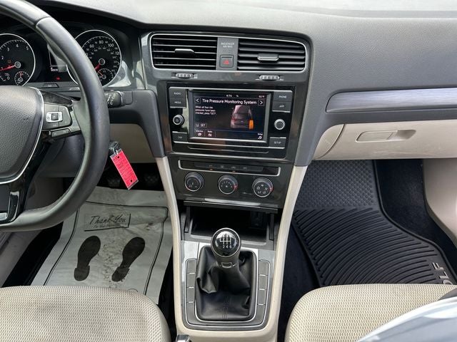 2019 Volkswagen Golf S