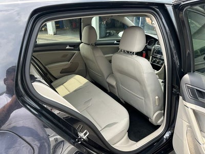 2019 Volkswagen Golf S