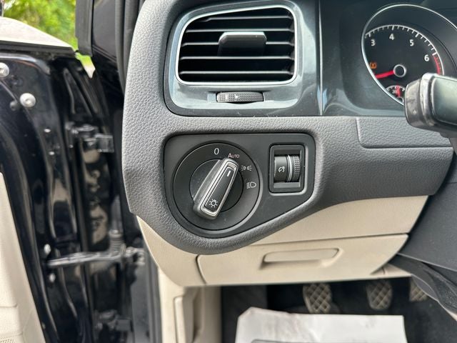 2019 Volkswagen Golf S