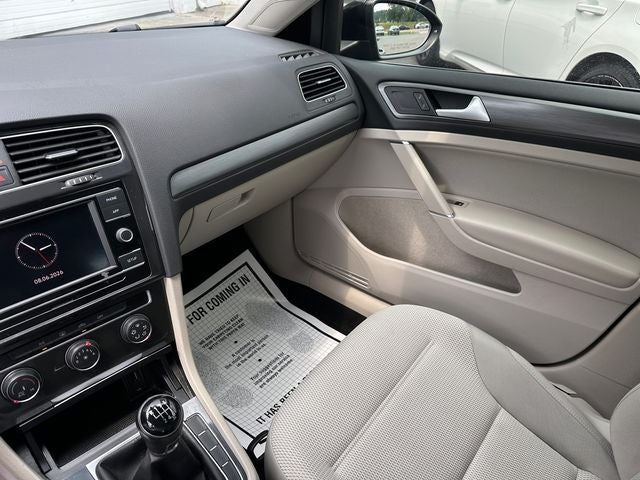 2019 Volkswagen Golf S
