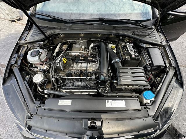2019 Volkswagen Golf S