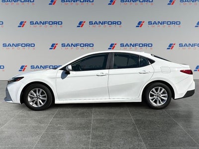 2025 Toyota Camry LE