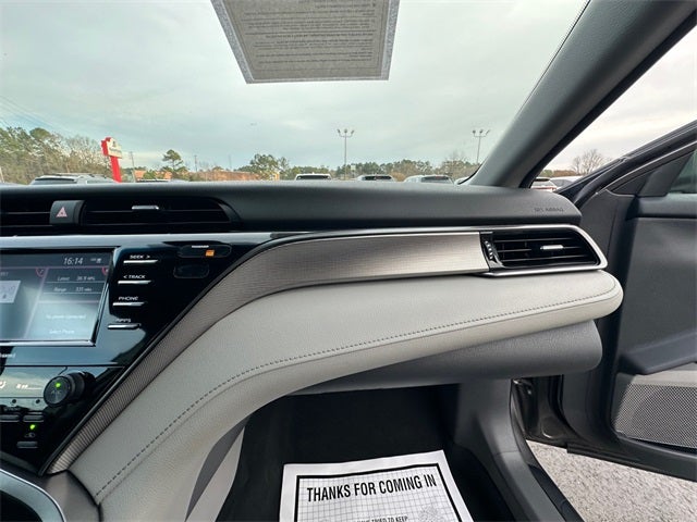 2020 Toyota Camry SE