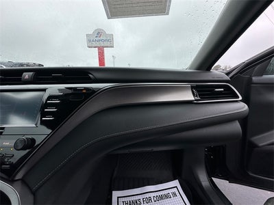 2020 Toyota Camry SE