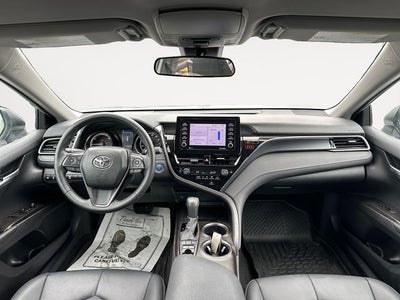 2024 Toyota Camry Hybrid SE