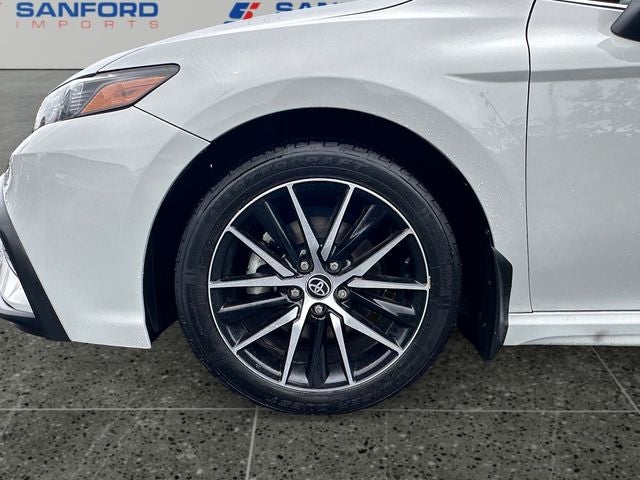 2024 Toyota Camry Hybrid SE