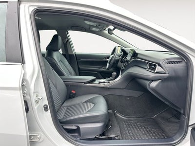 2024 Toyota Camry Hybrid SE