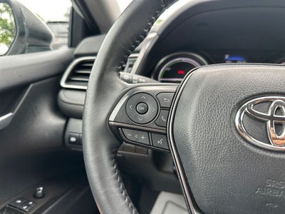 2024 Toyota Camry Hybrid SE