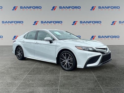 2024 Toyota Camry Hybrid SE