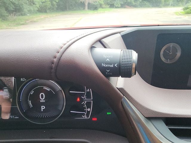 2021 Lexus ES 300h