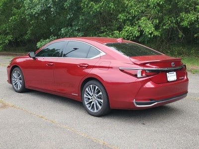 2021 Lexus ES 300h