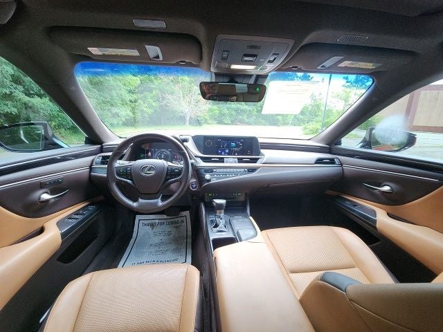 2021 Lexus ES 300h