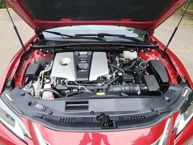 2021 Lexus ES 300h