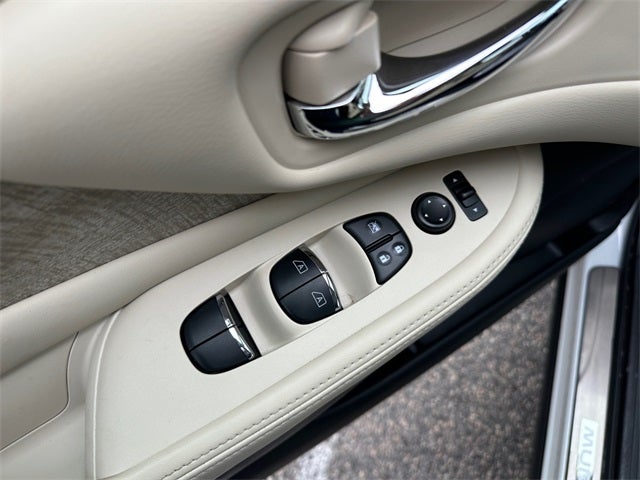 2022 Nissan Murano SL