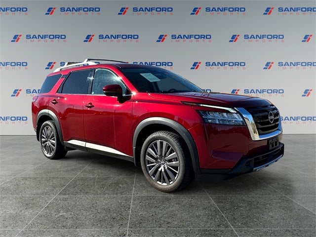 2023 Nissan Pathfinder SL
