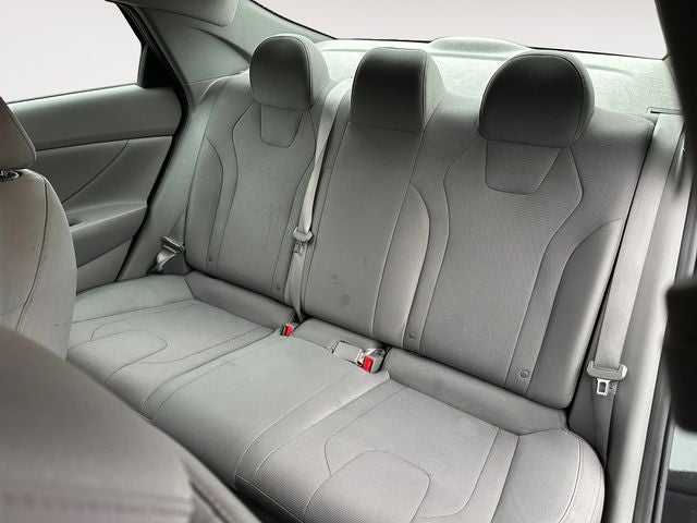 2021 Hyundai Elantra SE