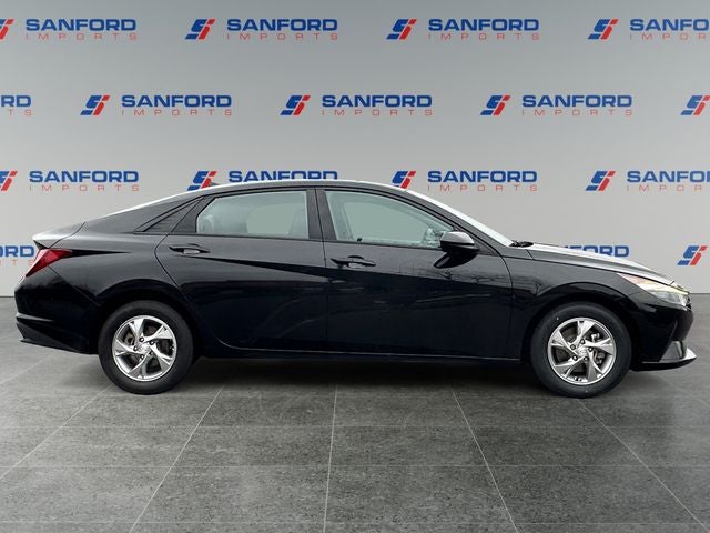 2021 Hyundai Elantra SE