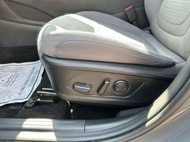 2023 Hyundai Santa Cruz SEL Premium