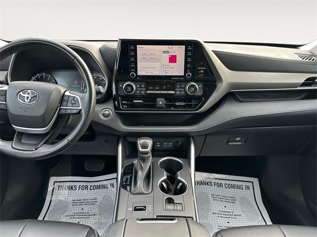 2022 Toyota Highlander XLE