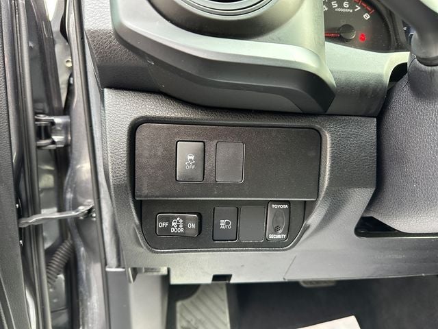 2021 Toyota Tacoma SR V6