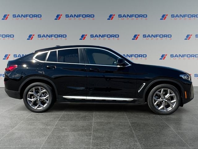 2023 BMW X4 xDrive30i