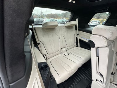 2022 BMW X7 xDrive40i